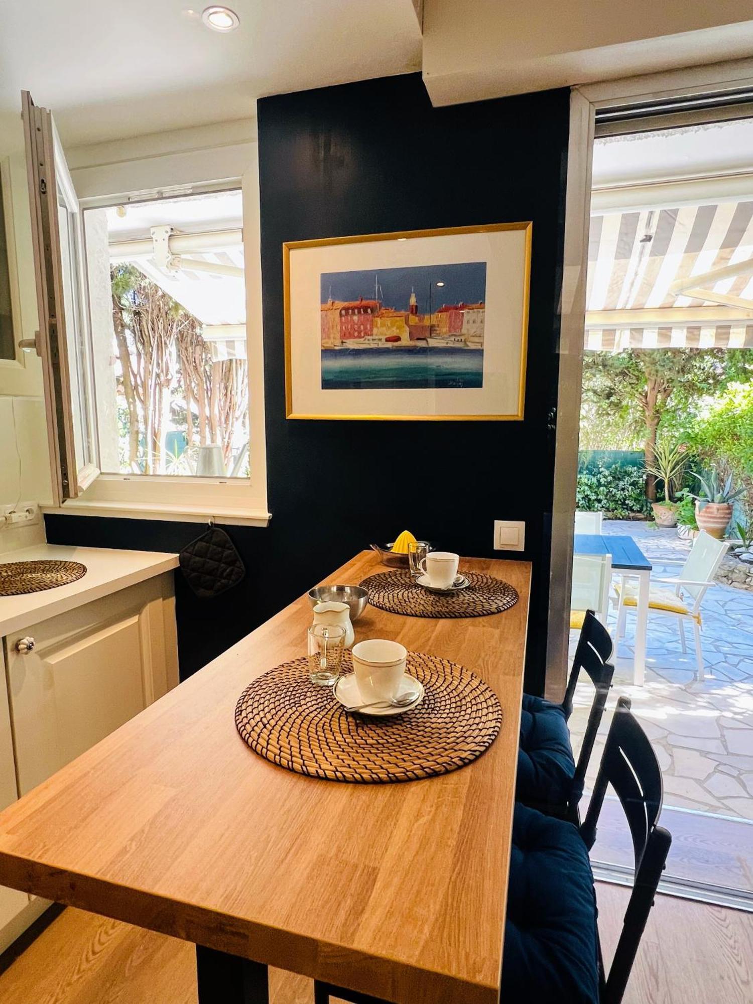 Superbe Appartement Avec Terrasse Jardin Et Parking Prive Saint-Tropez Buitenkant foto