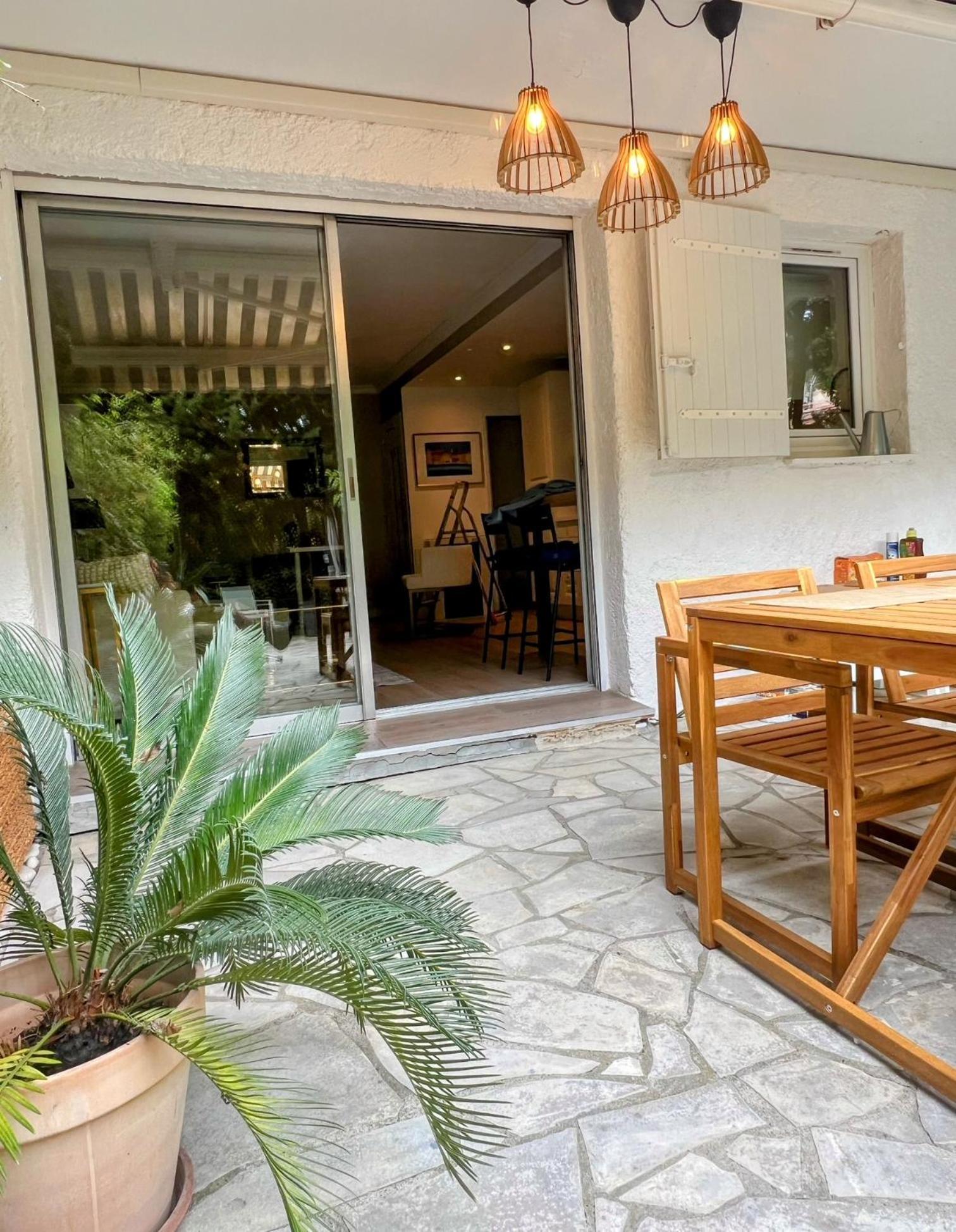 Superbe Appartement Avec Terrasse Jardin Et Parking Prive Saint-Tropez Buitenkant foto